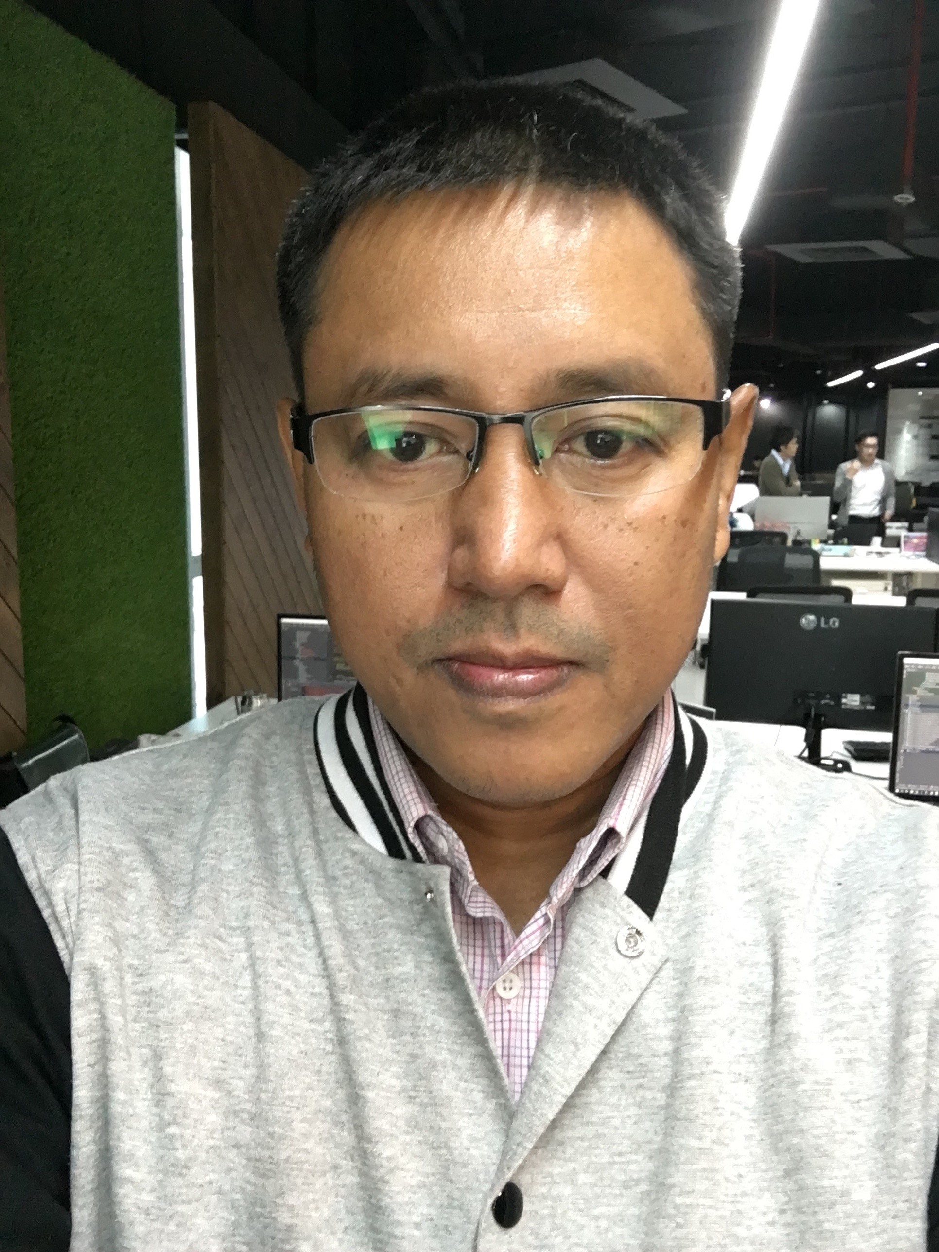iSoftBiz Profile